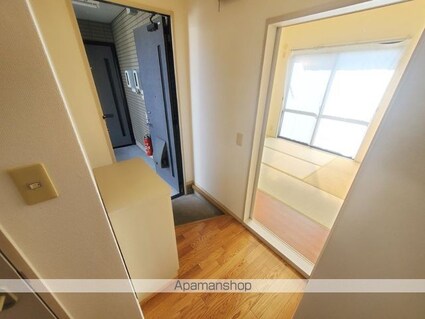 ディアス・ルミエール[2DK/43m2]の玄関