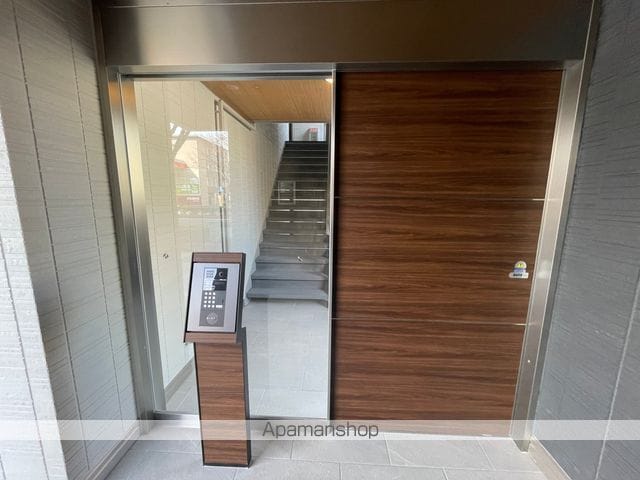 DーLUCE寄合町の玄関写真