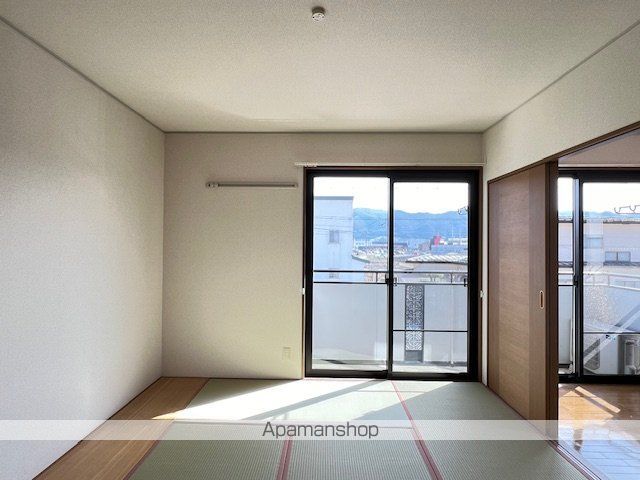 パストラーレ高島C棟の内装写真