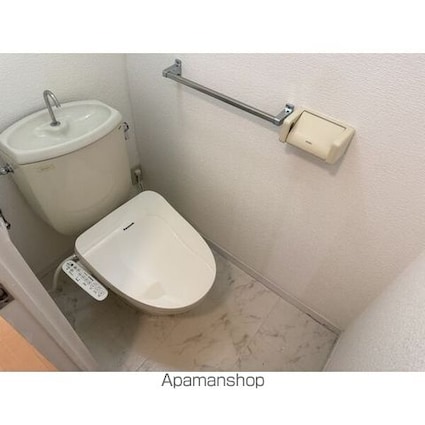 ＯＳプリンスハイツ白壁北[2LDK/58.32m2]のトイレ