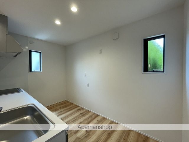砂押町戸建て賃貸の内装写真
