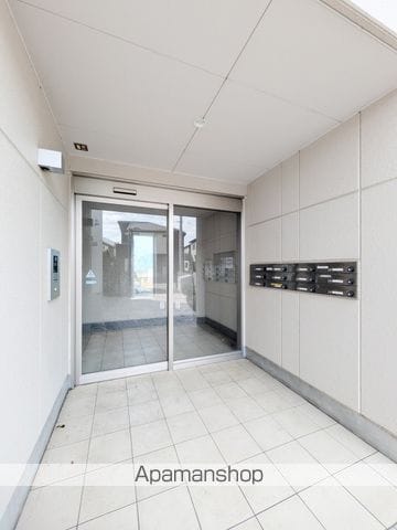 メゾンドジュエルの玄関写真