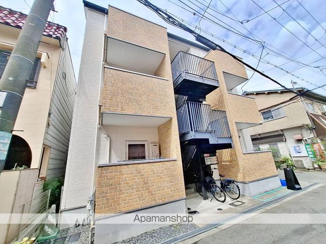レジア三津屋南の外観写真