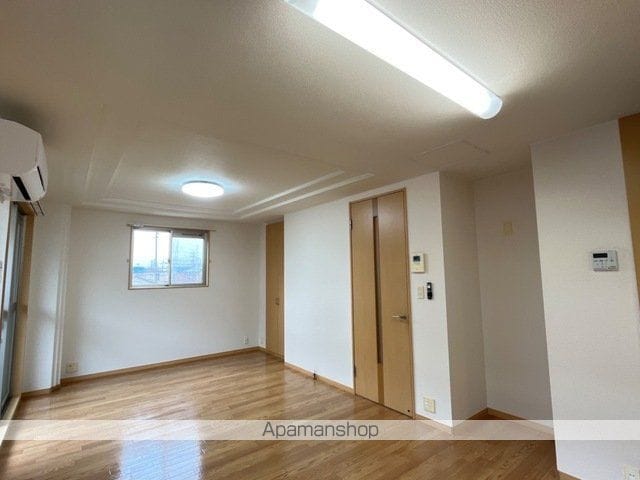 中央本線 勝川駅 徒歩19分 3階建 築17年の内装写真
