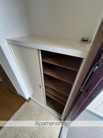 ウエストリバーハイツの内装写真