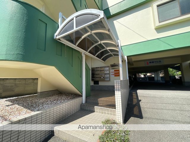 めいぷるどおりの玄関写真