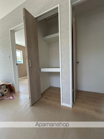 佐土原上田島貸家Bの内装写真