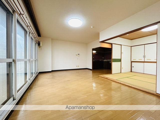 メゾンパティオ大町の内装写真