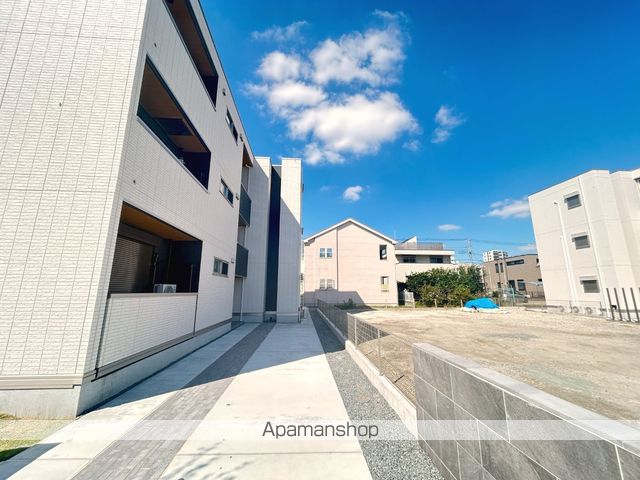 アリアリュクスの玄関写真