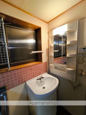 紀勢本線 稲原駅 徒歩30分 1階建 築36年の内装写真