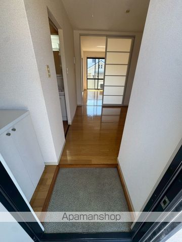 フレグランス花山手の内装写真