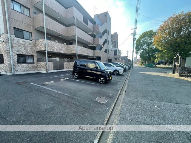 クリスタルヒルズのその他写真