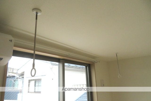 プレミアムホワイトの内装写真