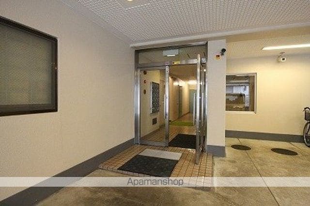 駅東レジデンスの玄関写真
