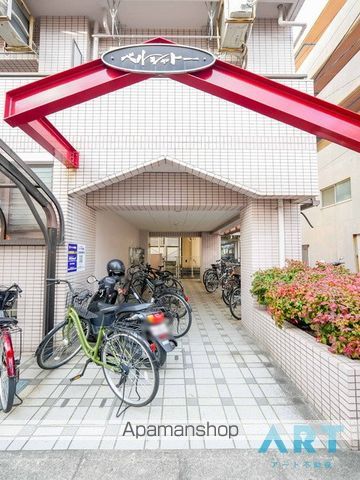 ベルシャトーの玄関写真