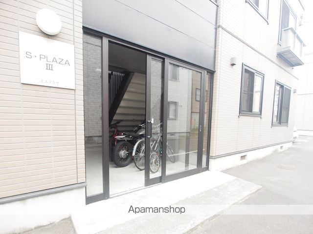 S.PLAZA IIIの玄関写真