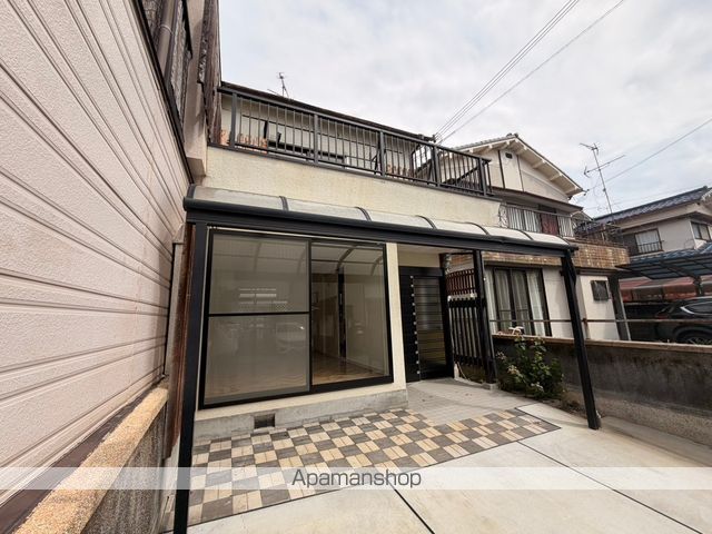 招提南町1丁目テラスハウスの外観写真