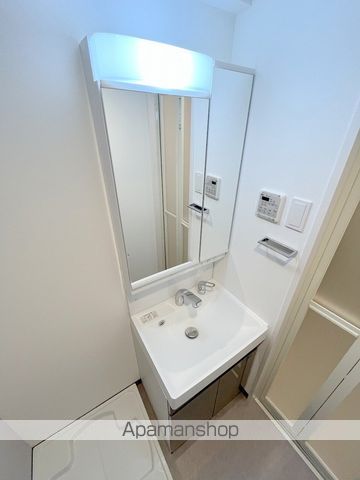 SーRESIDENCE堺浜寺BROADの内装写真