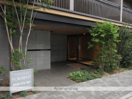 ＲＥＳＩＤＥＮＣＥ　ＫＯＥＮＪＩ[1K/25.86m2]のエントランス