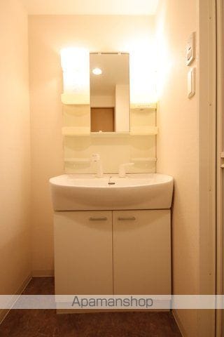 箕面バザーノースB棟の内装写真