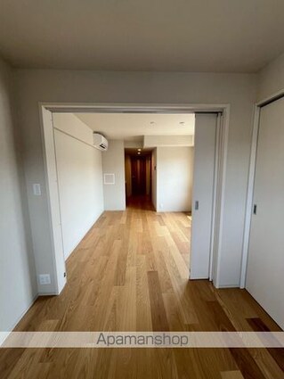 東京都中野区弥生町１丁目[1LDK/30.72m2]の内装1