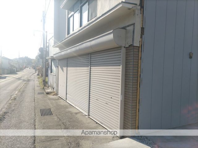 detached 福島県伊達郡川俣町大字鶴沢字下中島2-4
鶴沢の賃貸情報を見る
物件地図