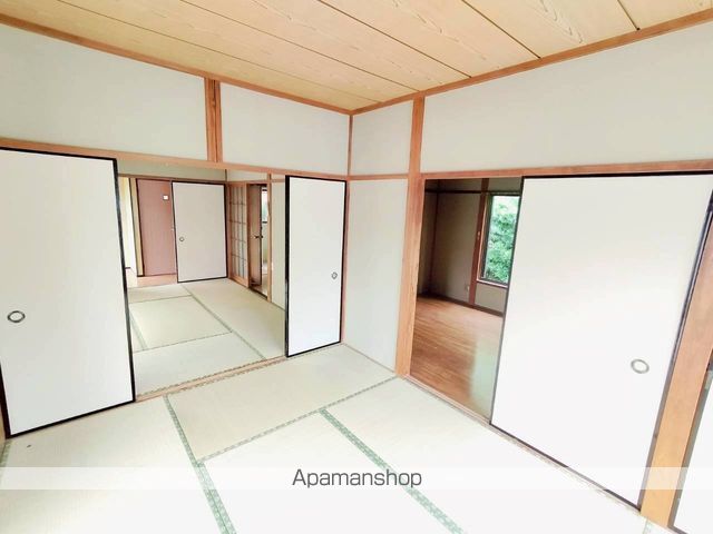 亀井アパートの内装写真