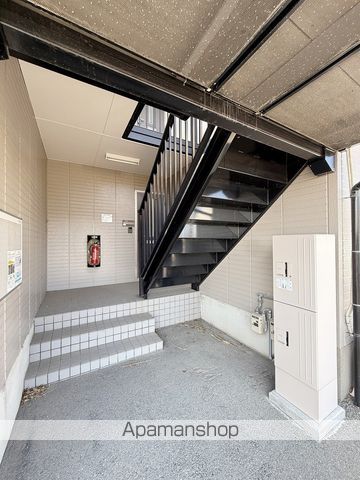 エスパシオ那賀川 B棟の玄関写真