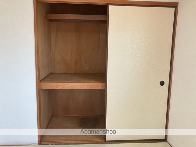 クレスト廿代の内装写真