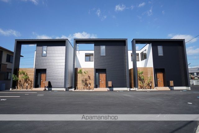 横須賀キャレノワールの外観写真