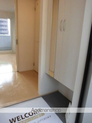 クレイドル[1K/28.28m2]の玄関