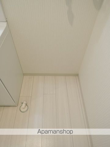 DYNAMIS N12の内装写真