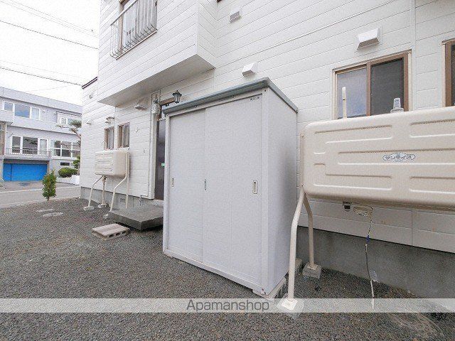 タウンハウス森Aの外観写真