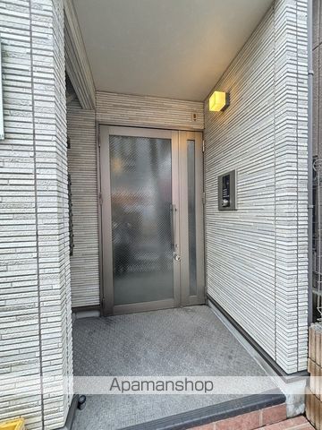 ソレイユBの玄関写真