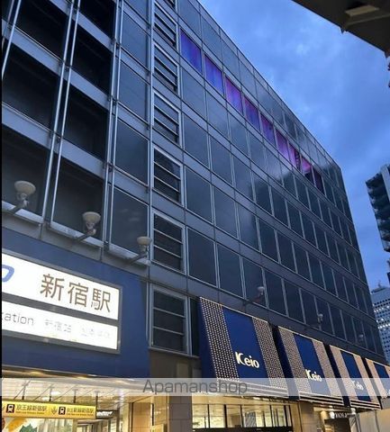 プレール・ドゥーク新宿WESTの周辺写真