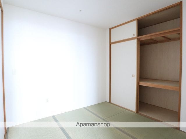ライオンズ桜山レジデンスの内装写真
