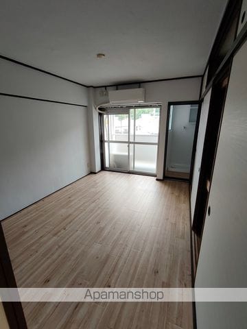 ビレッジハウス紀三井寺1号棟の内装写真