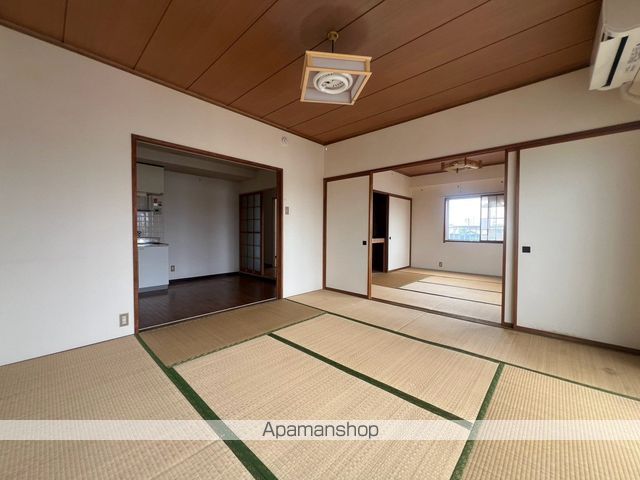 高志ハイツの内装写真