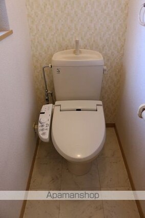 ベルデュール[2LDK/60.45m2]のトイレ