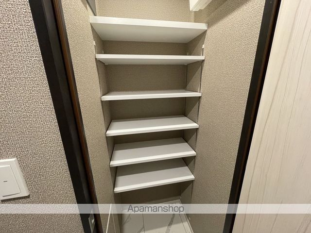 レーベン福岡天神ONE TOWERの内装写真