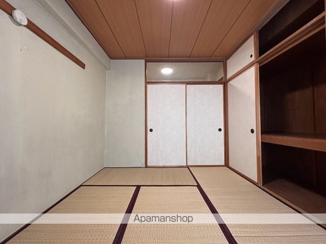 コープ野村万代の内装写真