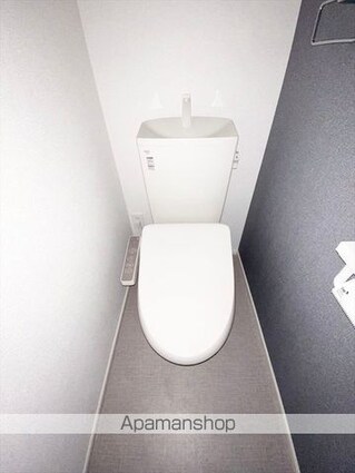 アゴーラ　Ａ棟[1LDK/47.74m2]のトイレ