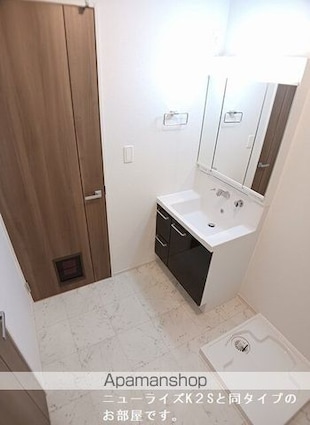 ブレイ　バレー[2LDK/59.58m2]の洗面所