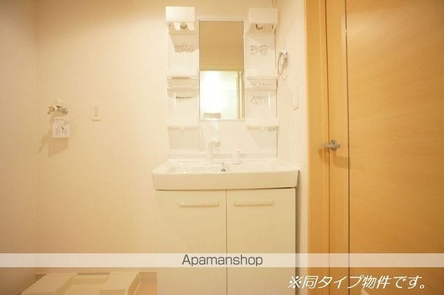 フォーシーズンズIの内装写真