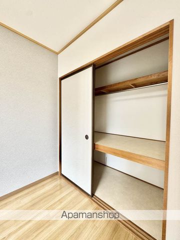 プレジール中島 A棟の内装写真