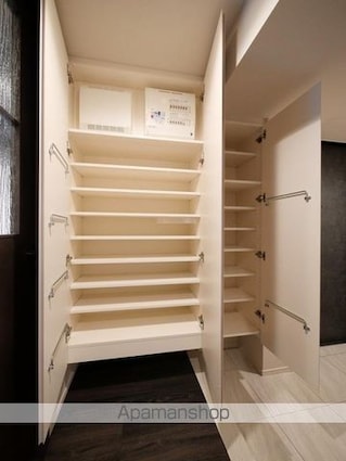 レ・ジェイドクロス千代田神保町[1LDK/45.03m2]の内装2