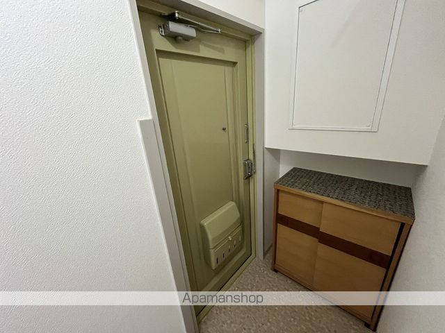 エスパース広電本社前の内装写真