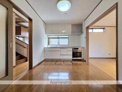 髙村貸家[3LDK/70.28m2]の内装9