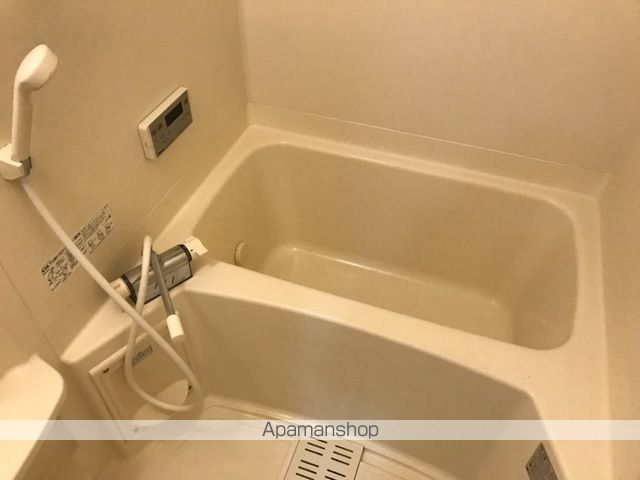 Crestorの内装写真