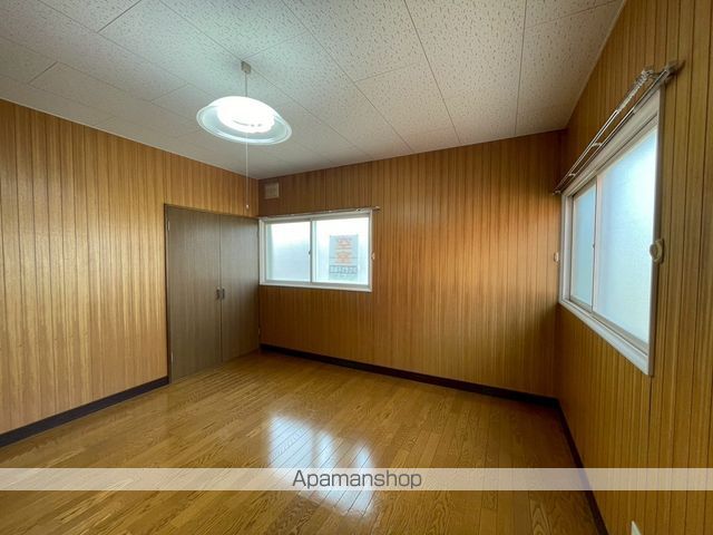 函館本線 深川駅 徒歩26分 2階建 築30年の内装写真